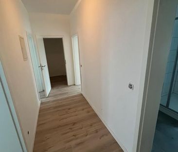 Modernisierte freundliche 2,5 Zimmer Wohnung zu vermieten - Foto 1