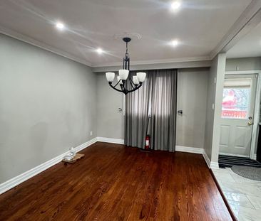 For Lease - 157 Elliott Street Unit# (Main Floor), Brampton, Ontario - Photo 2