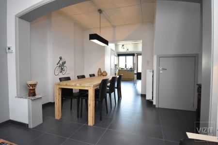 Te huur: Woning met tuin en garage te Sint-Lievens-Esse - Photo 3