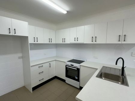 2 bedroom - Middle of town - Unfurnished - Photo 5