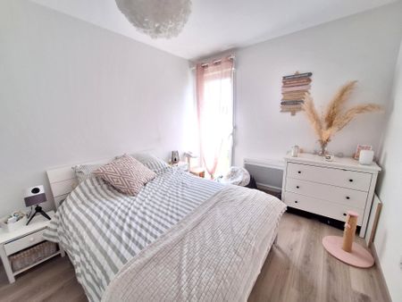 Location Appartement 2 pièces 41m² LES SABLES D’OLONNE 85340 - Photo 3