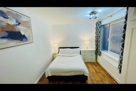 2 Bed Flat, Woodville Court, LS8 - Photo 3