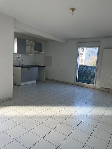 Location Appartement 3 pièces 68m² - Photo 5