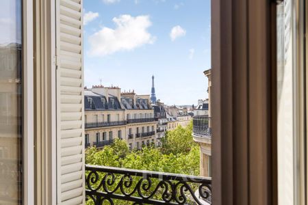 PARIS VII - Boulevard Saint Germain / Rue du Bac - Photo 2