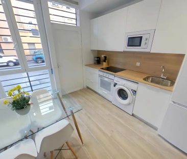 Piso de alquiler en Calle de Santa Julia, San Diego - Photo 3