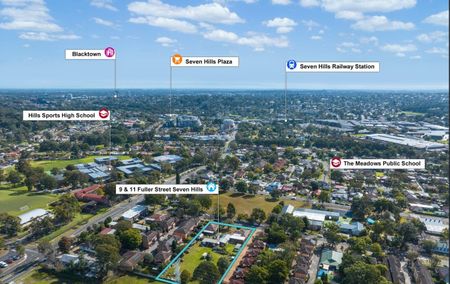 Flexible Storage Solutions with Abundant Yard Space - Photo 4