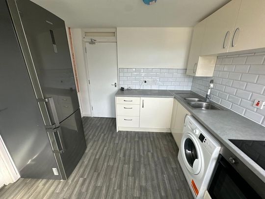 4 bedroom house to rent - Photo 1