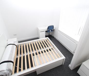 House - Terraced For Rent Tower Street, Pontypridd - Photo 5
