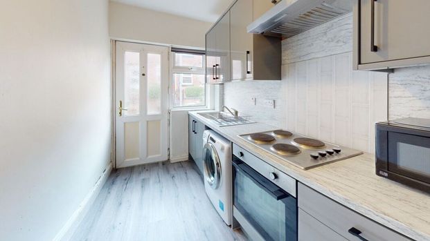 Mayville Avenue, Hyde Park - Photo 1