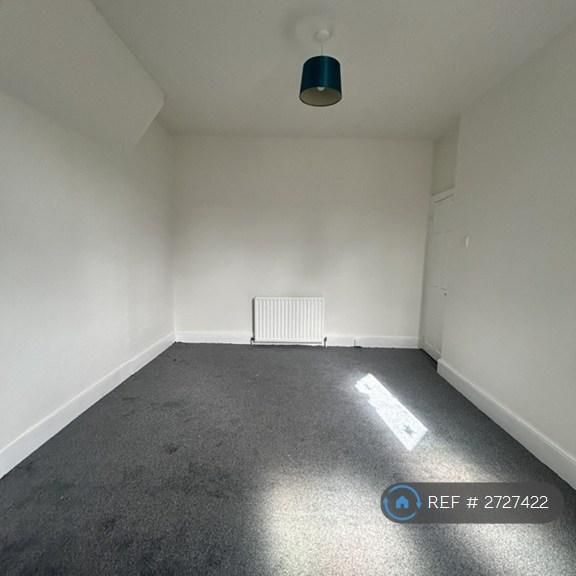 5 bedroom terraced house to rent - Photo 1