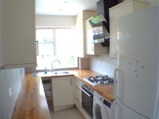 3 bedroom House To Let - Photo 1