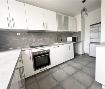 3 pièces - 62,02 m² - 1er étage - Colocation non autorisée - Photo 3