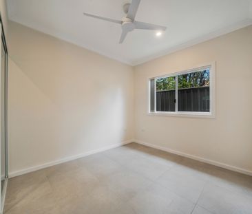 FANTASTIC LOCATION! - Photo 4