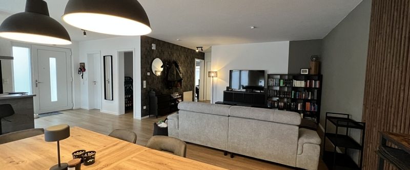 Stilvoll wohnen- moderne 3-Zimmerwohnung mit kleinem Garten - Foto 1