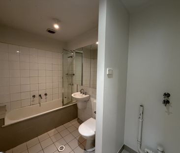 1 Bedroom Ground Floor Apartment.... - Photo 5