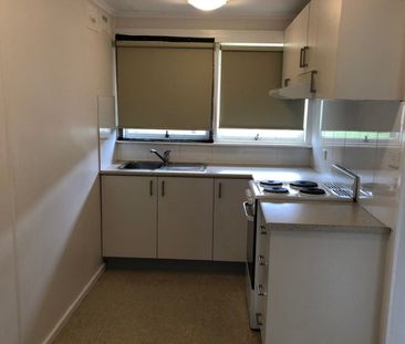 One bedroom Unit - Photo 4