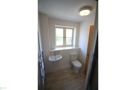 5 bedroom terraced house to rent - Photo 3