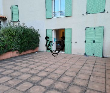 EXCLUSIVITE - LOCATION -T2 meublé avec grande terrasse - Frejus, - Photo 4