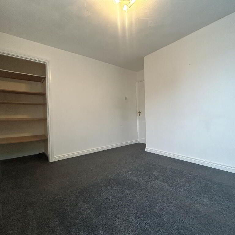 35 Caulside Park, Antrim, BT41 2DR - Photo 1