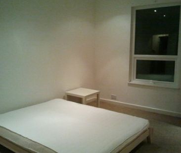 4 Large Double bedrooms £65.00 pppwk - Photo 2