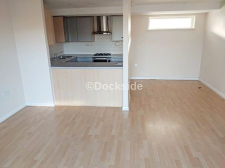 2 bed to rent in Star Hill, Rochester, ME1 - Photo 2