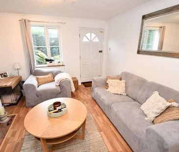 Bedroom Semi-detached Cottage In Haslemere, GU27 - Photo 6