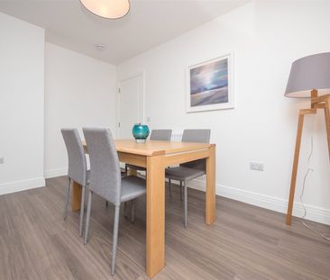 2 bedroom apartment to rent - Photo 6