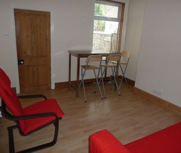 21 Heathcoat Street - Un-expectedly Re-Offerred & New Price Loughborough - Photo 2