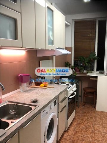 Inchiriere apartament 3 camere Universitate Balcescu bloc solid - Fotografie 5