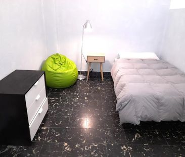 Carrer Pervindre, Valencia, Valencian Community 46006 - Photo 1