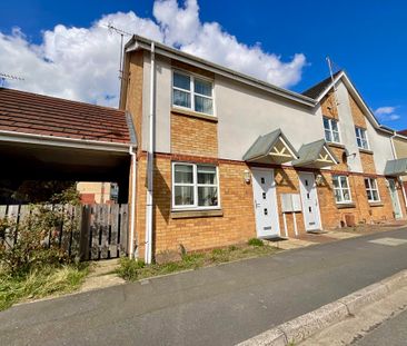 2 bedroom Semi-Detached House to let - Photo 3