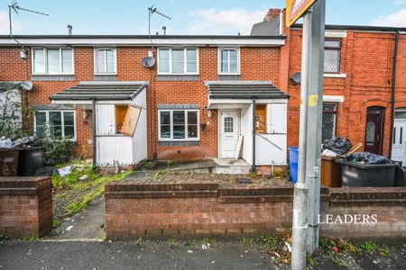 2 bedroom house to rent Bolton Road, Ashton-In-Makerfield, Wigan, WN4 - Photo 4