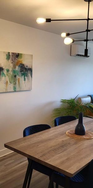 Superbe condo 3 1/2 avec plusieurs inclusions - Photo 1