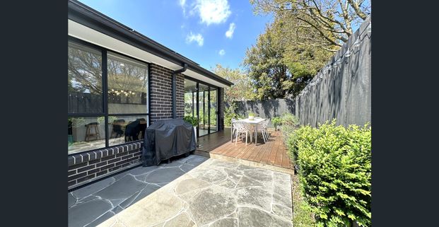 Exceptional Quality in the Heart of Kilsyth - Photo 1