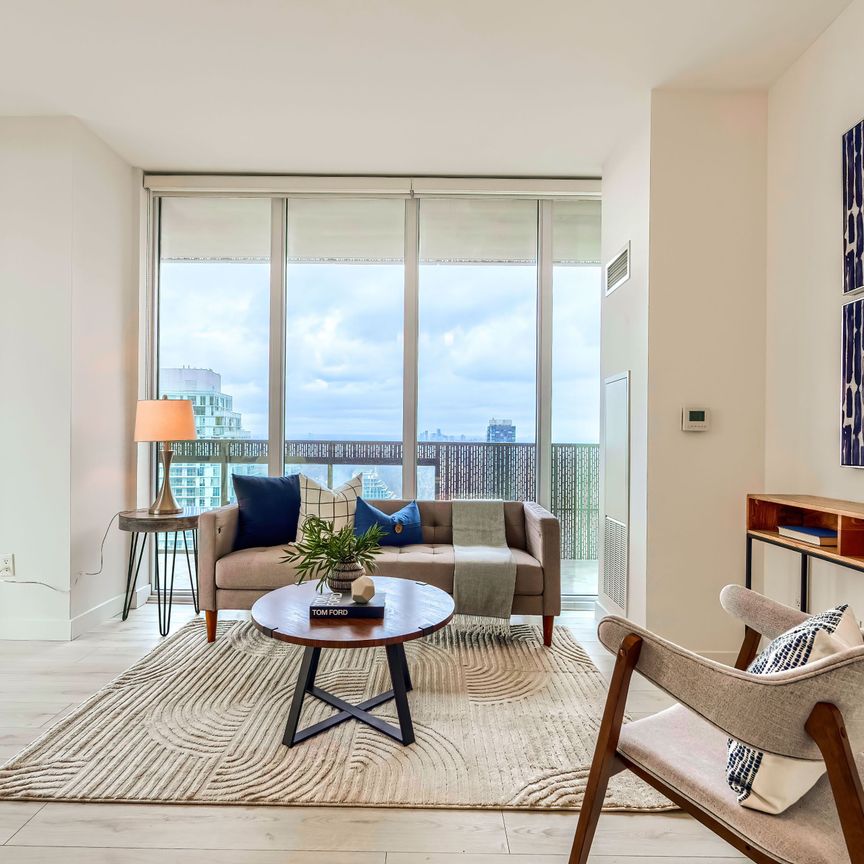 For Lease - 8 Eglinton Avenue Unit# 2705, Toronto, Ontario - Photo 1