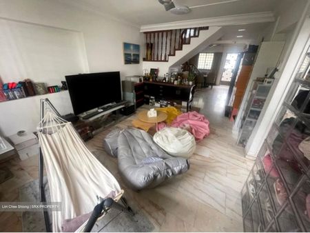 Blk 526 Serangoon North Avenue 4 (Serangoon), HDB Executive - For Rent - Photo 2