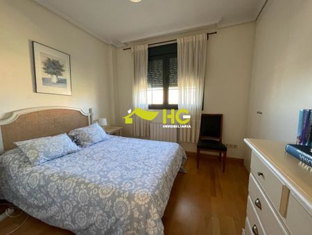 Alquiler Chalet Pareado en Casco Urbano, Villaviciosa De Odón - Photo 4