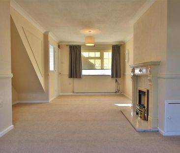 3 bedroom terraced house to rent - Photo 2