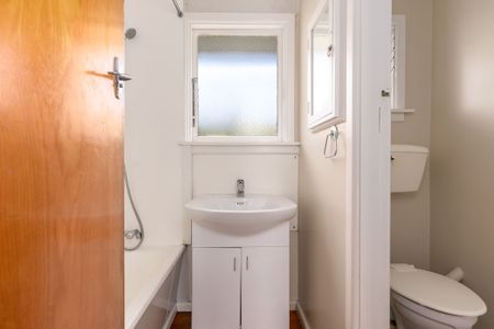 AVAILABLE IMMEDIATELY - Photo 2