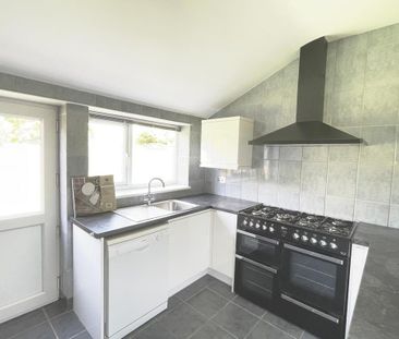 3 bedroom bungalow to rent - Photo 4