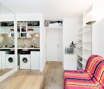 Logement à Paris, Location meublée - Photo 2