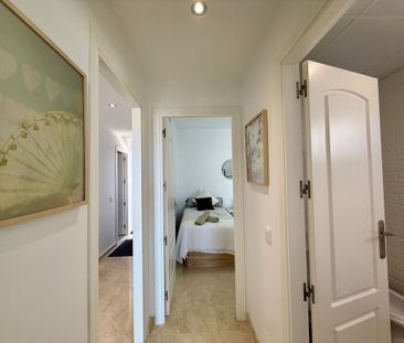 Apartment – Penthouse in Manilva - Photo 3