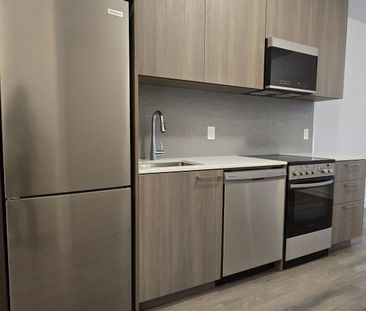 For Lease - 7439 Kingston Road Unit# 321, Toronto, Ontario - Photo 1