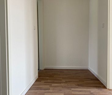 SCHNELL SEIN! NEU-RENOVIERTE 2-RAUMWOHNUNG plus 300,00 € Gutschrift - Foto 2