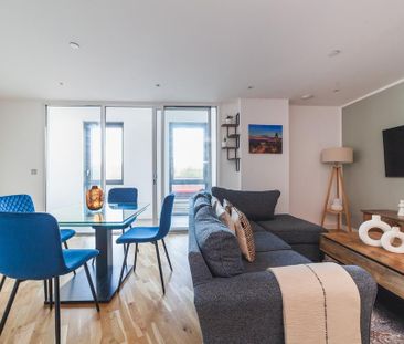 2 bedroom flat to rent - Photo 1