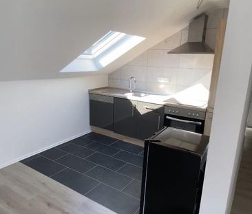 Helle 2 Zimmer Dachgeschosswohnung in Bestenheid zu vermieten - Foto 6