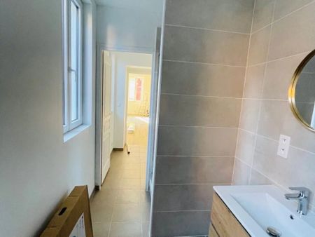 Location Maison de ville 4 pièces 81 m2 à Saint-Quentin - Photo 4