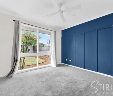 Family-Friendly 3-Bedroom Home with Ample Parking - Photo 2