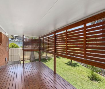 Well Presented Two-Bedroom Unit Near Schools and Shops! - Photo 2