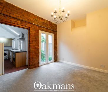 4 bedroom terraced house to rent - Photo 2